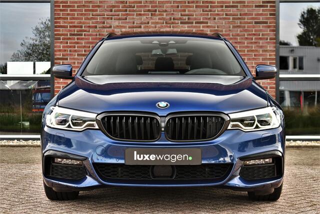 BMW 5-SERIE Touring 530i xDrive 252pk M-Sport Pano Nightv ACC HUD 20inch 360