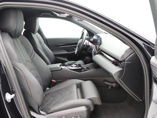 BMW 5-SERIE Touring 530e M Sport Edition / Trekhaak / Luxe! / Origineel NL
