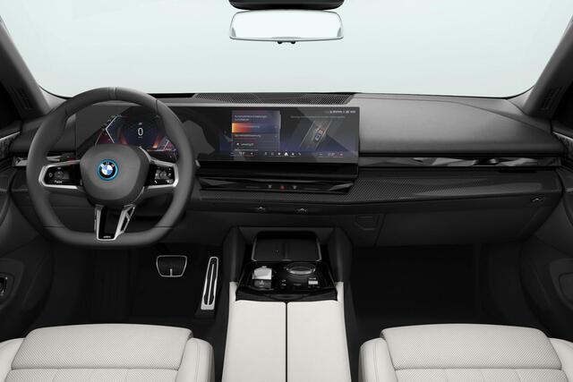 BMW 5-SERIE Touring 550e xDrive - Verwacht: oktober 2026