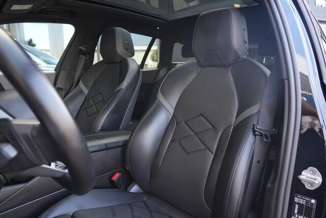 BMW 5-SERIE Touring 530e M Sport | 300PK | Pano | HarmanKardon | 360° | HUD | BMW 530e Touring M Sport 300 PK Plug-in Hybrid met 2.0 viercilinder, panoramadak, Head-Up Display, 360° camera, adaptieve cruise control, 20-inch velgen, lederen interieur