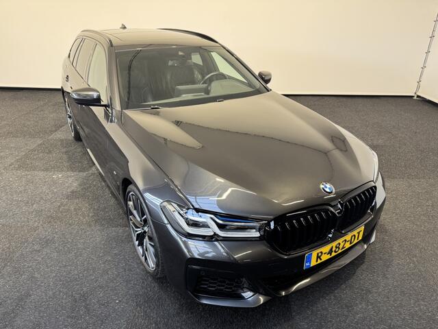 BMW 5-SERIE 520i Touring Full option | M Sportpakket | Carplay | Shadow line | Laser Led