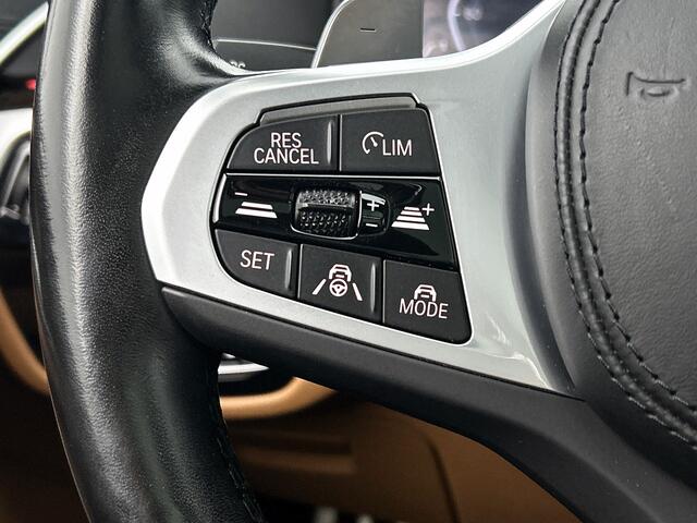 BMW 5-SERIE Touring 530e M-Sport / Anniversary / X-Drive / / Harman Kardon / Panoramadak / Massagefunctie / Trekhaak / Leder-Sport / Apk 06-2028