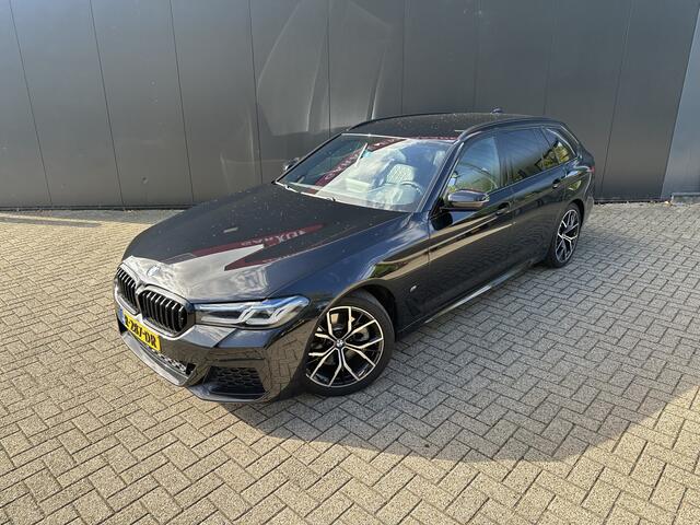 BMW 5-SERIE Touring 520i Business Edition Plus | Trekhaak elek. | Leder