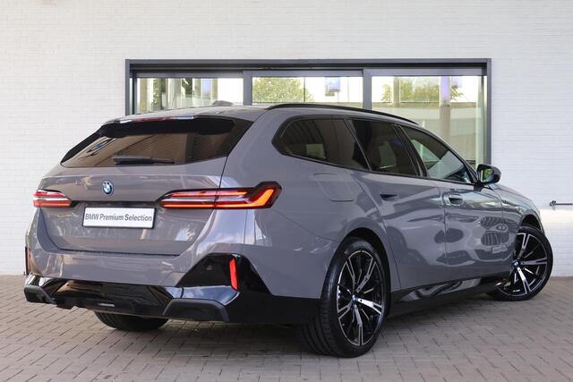 BMW 5-SERIE Touring 530e | M Sport Pro | Harman Kardon | Trekhaak | Driving Assistant Plus