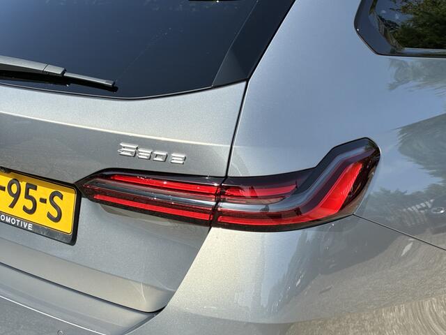 BMW 5-SERIE Touring 550e xDrive | M-Sport Pro | CoPilot | Bowers & Wilkins | Elek. Stoelverst. | 4x Stoelverw. + Stuur verw. | Comfort Access | Elek. Trekhaak