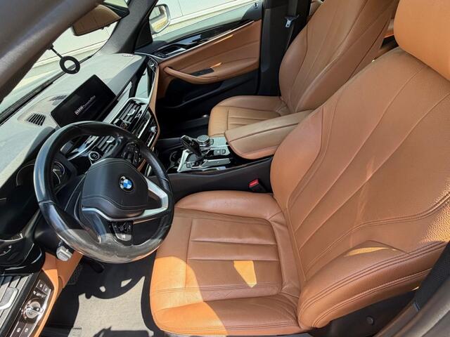 BMW 5-SERIE 520D CORP. HIGH EXE. Bwj. 2019