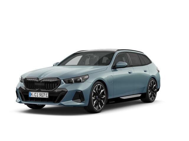 BMW 5-SERIE Touring 530e M Sport Edition | M Sportpakket Pro | Innovation Pack | Bower & Wilkins | Trekhaak