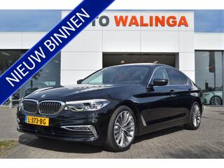 BMW 5-SERIE 520i Luxury | Opendak | Head Up | Comfor