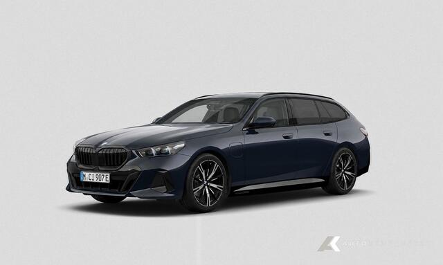 BMW 5-SERIE 530 530e xDrive Touring M Sport | Bowers & Wilkins | Driving Ass. + | Head-Up | 360 Camera | Trekhaak | Stoelverw. |
