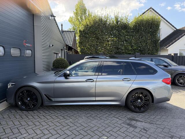 BMW 5-SERIE Touring 530d High Executive M-Sport | 360* Camera | Harmon Kardon | Navigatie | Stoelverwarming |