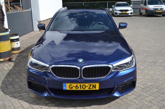 BMW 5-SERIE 520i High Ex. Ed.