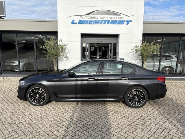 BMW 5-SERIE 520i M-sport | Trekhaak | Elec. stoelen | Sophistograu
