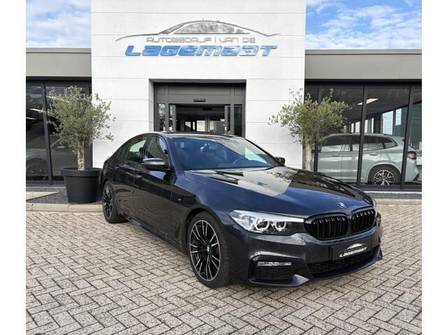 BMW 5-SERIE 520i M-sport | Trekhaak | Elec. stoelen | Sophistograu