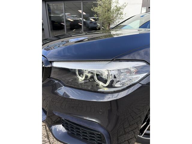 BMW 5-SERIE 520i M-sport | Trekhaak | Elec. stoelen | Sophistograu