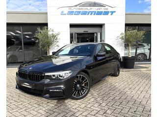 BMW 5-SERIE 520i M-sport | Trekhaak | Elec. stoelen