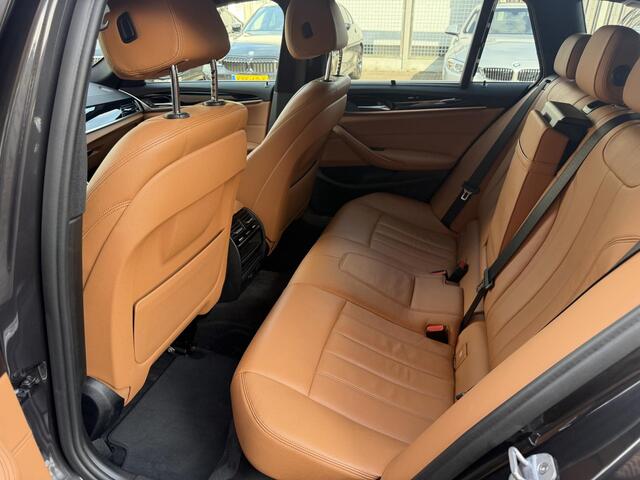 BMW 5-SERIE Touring 520i Executive Leder|ShadowLine|LCI Achterlichten