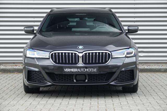 BMW 5-SERIE Touring 530e xDrive High Executive | M-Sport | Laser | Head-Up | Ventilatie | ACC |