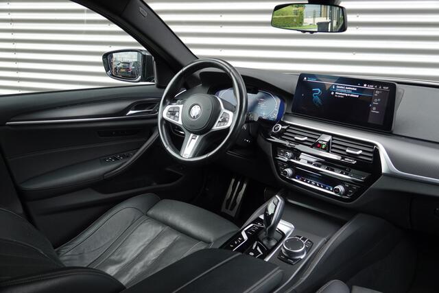 BMW 5-SERIE Touring 530e xDrive High Executive | M-Sport | Laser | Head-Up | Ventilatie | ACC |