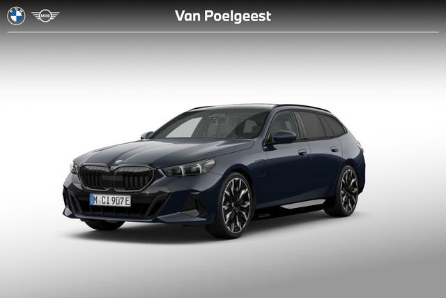 BMW 5-SERIE Touring 530e M Sport Pro Edition | M Sportpakket Pro | Innovation Pack | Travel Pack | Comfort Pack