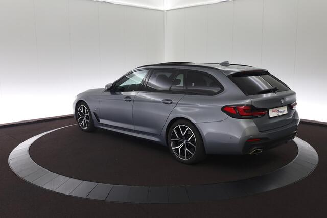 BMW 5-SERIE Touring 520d 190pk -M Sport / Pano / Shadow Line-