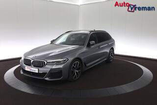 BMW 5-SERIE Touring 520d 190pk -M Sport / Pano / Sha