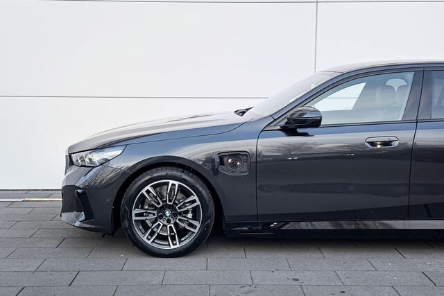 BMW 5-SERIE Sedan 530e M Sport Edition | Huisselectie