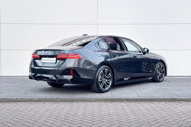 BMW 5-SERIE Sedan 530e M Sport Edition | Huisselectie