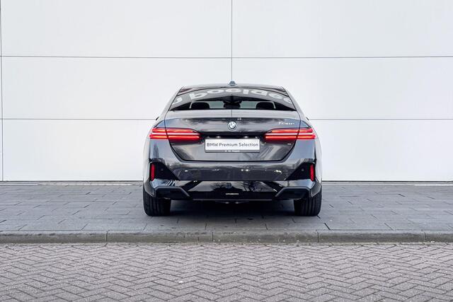 BMW 5-SERIE Sedan 530e M Sport Edition | Huisselectie