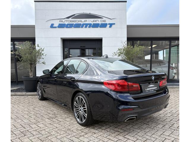 BMW 5-SERIE 530e M-Sport Vol! | Pano | Soft Close | Head-Up | Service contract |
