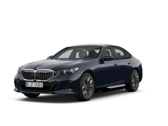 BMW 5-SERIE 530e Sedan | M Sport Edition | M Sportpakket | Innovation Pack | Travel Pack | Comfort Pack