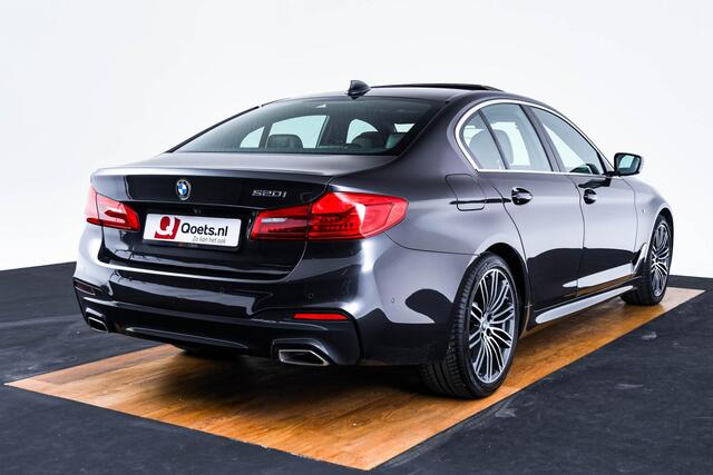 BMW 5-SERIE 520i High Executive Edition M Sport - Panoramadak - Head up - Driving/Parking Assistant - Comforstoelen - Elektrisch verwarmde voorstoelen - Navigatiesysteem Professional -