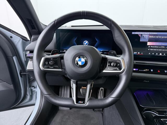 BMW 5-SERIE 520i M Sport Pro | Glazen Panoramadak | Trekhaak Elektrisch | Stuur- en Stoelverwarming voor en achter | Harman Kardon | Driving Assistant Professional | Head-Up Display |