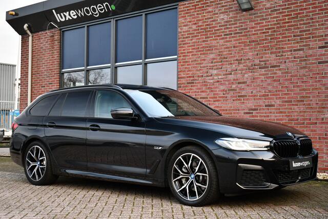 BMW 5-SERIE Touring 530e xDrive M-Sport Pro Pano Trekh ACC HUD H/K Massage+Koel 4WS DDC
