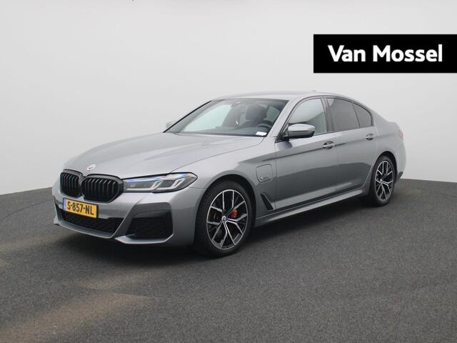 BMW 5-SERIE 530e Business Edition Plus 292PK | M Sport Pro | Laser koplampen | Wegklapbare Trekhaak | Comfortstoelen