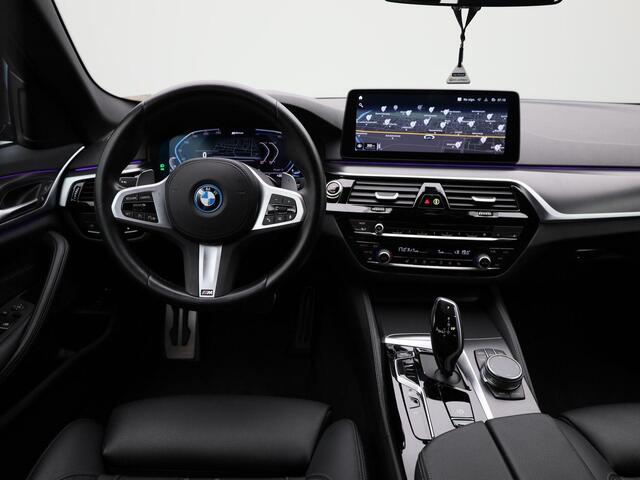 BMW 5-SERIE 530e Business Edition Plus 292PK | M Sport Pro | Laser koplampen | Wegklapbare Trekhaak | Comfortstoelen