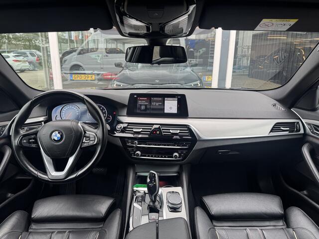BMW 5-SERIE Touring 520i High Executive Luxery|LEDER|19INCH|ELEK.TREKHAAK
