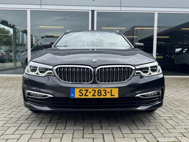 BMW 5-SERIE Touring 520i High Executive Luxery|LEDER|19INCH|ELEK.TREKHAAK