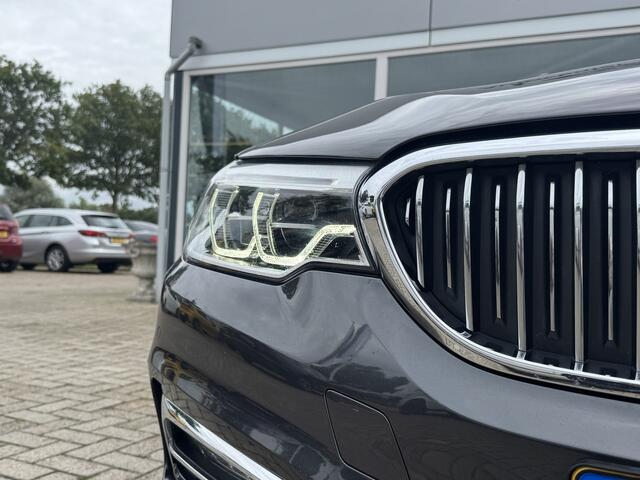 BMW 5-SERIE Touring 520i High Executive Luxery|LEDER|19INCH|ELEK.TREKHAAK