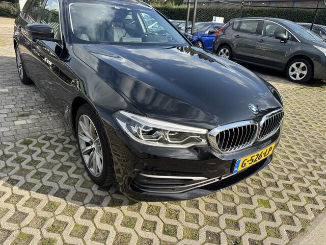 BMW 5-SERIE Touring 540i xD High Exe