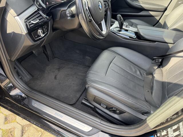 BMW 5-SERIE Touring 540i xD High Exe