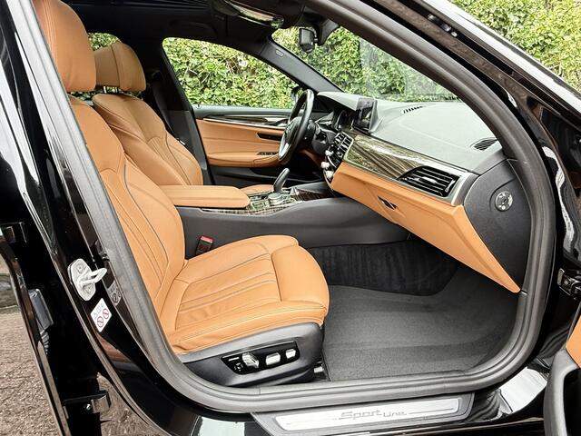 BMW 5-SERIE Touring 530i High Exe I Pano I Head-Up I Camera – foto 10