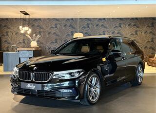 BMW 5-SERIE Touring 530i High Exe I Pano I Head-Up I