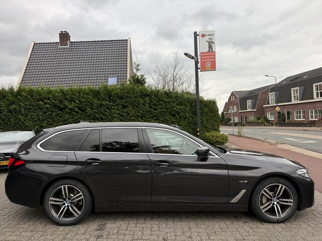 BMW 5-SERIE Touring 530e Business Edition Plus, Sport-leder Dakota | Orig NL auto | Navi & CarPlay – foto 7