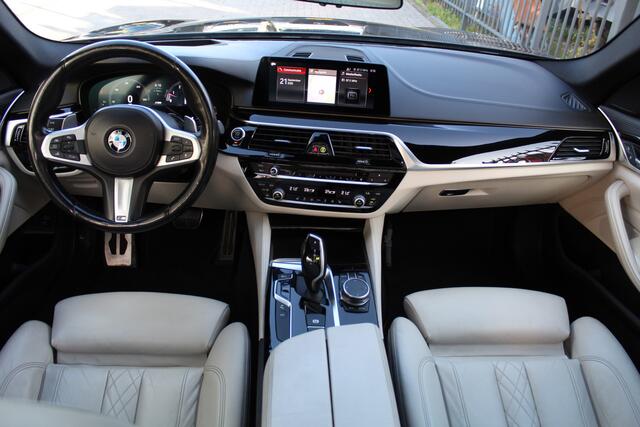 BMW 5-SERIE Touring 540i xDrive High Executive M-Sport | Vol opties! | 2e eigenaar
