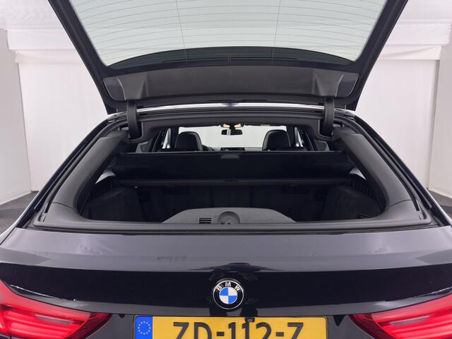BMW 5-SERIE Touring M550d xDrive High Executive Aut. *PANO | LEATHER | BOWERS&WILKINS | ADAPTIVE-CRUISE | MASSAGE | TOP-VIEW | FULL-LED | BLIND-SPOT | MEMORY-PACK | DIGI-COCKPIT | HEATED-SPORTSEATS | KEYLESS | DAB+ | HEAD-UP | 2