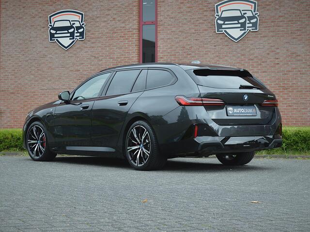 BMW 5-SERIE Touring 530e Touring M Sport Pro | B&W | Active Steering