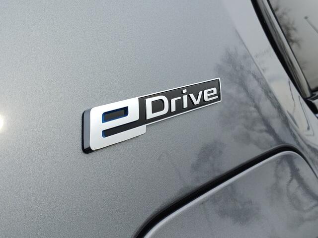 BMW 5-SERIE 530e iPerformance High Executive Wij bieden financiering mogelijkheden aan.