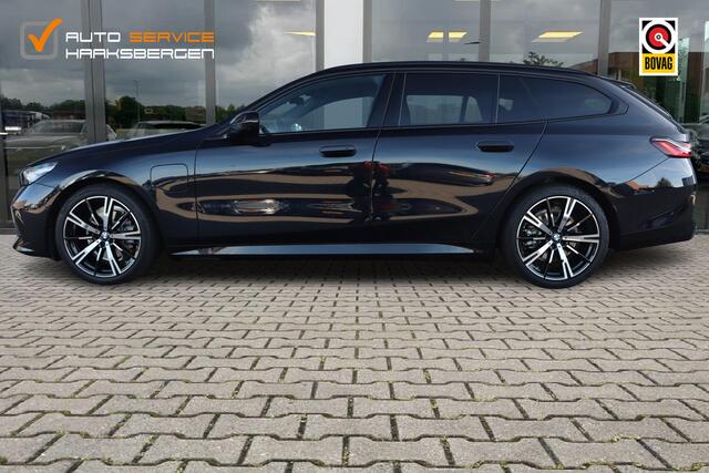 BMW 5-SERIE Touring 530e M-Sport | Pano | 360 Camera | Memory |