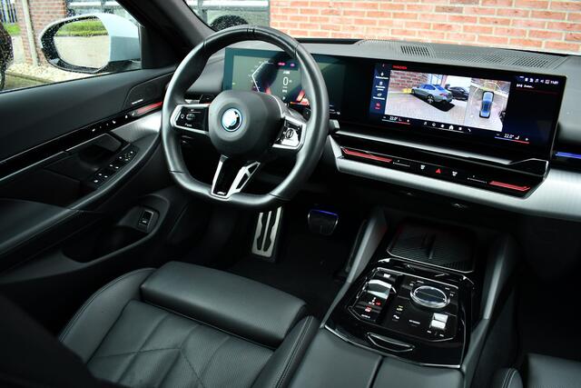 BMW 5-SERIE Touring 530e xDrive M-Sport Pro Pano Trekh 360 HUD H/K 20inch