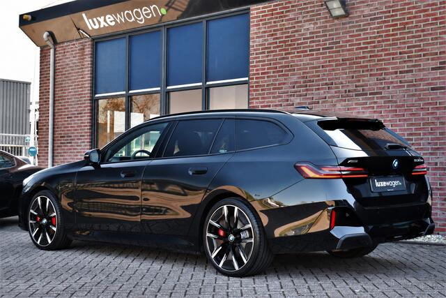 BMW 5-SERIE Touring 530e xDrive M-Sport Pro Pano Trekh 360 HUD H/K 20inch